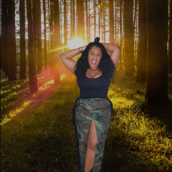 Army Fatigue Skirt with Split - Picture 6 of 7